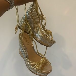 SCHUTZ GIANNE WEDGES SANDALS